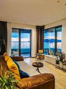 Χώρος καθιστικού στο Beachfront luxury apartment