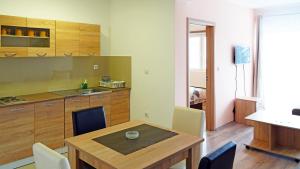 Kuhinja ili čajna kuhinja u objektu Apartments Bramar