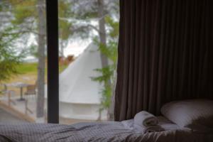 Voodi või voodid majutusasutuse All Seasons Sevan toas