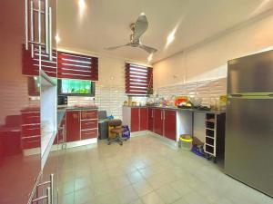 Η κουζίνα ή μικρή κουζίνα στο Pearly One Bedroom - Spintex +4 φωτογραφίες