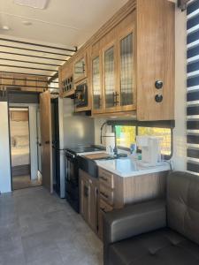 Köök või kööginurk majutusasutuses Sun Tinyhouse C