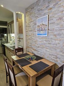 Kuchyň nebo kuchyňský kout v ubytování Zante Apartment + 12 fotografií