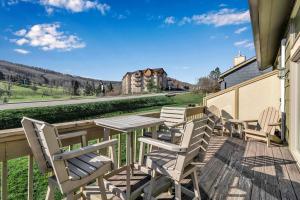 Gallery image of Family Townhome Steps to Holiday Valley Scenic Views & Patio in Ellicottville