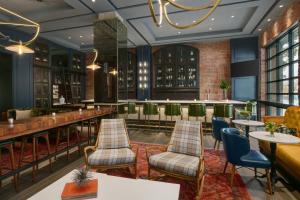 Зона вітальні в Glenn Hotel, Autograph Collection