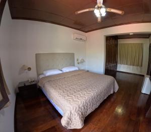 Postel nebo postele na pokoji v ubytování Hotel Casablanca Boutique Ciudad del Este By Swiss Bonmont Hotels