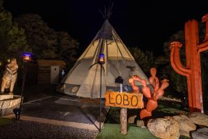Hosté ubytování Lobo Tipi at El Mistico Ranch