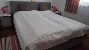 Postel nebo postele na pokoji v ubytování Appartement Sybille by NV-Appartements