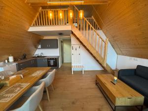 Kuchyň nebo kuchyňský kout v ubytování Cabana Bucegi View A-Frame Bran