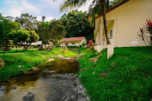 Zahrada ubytování LiLLA Rainforest Retreat - Hulu Langat