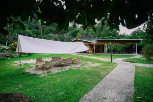 Zahrada ubytování LiLLA Rainforest Retreat - Hulu Langat