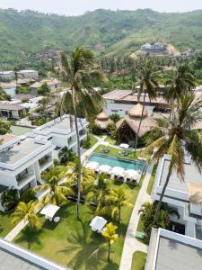 Kolam renang di atau dekat dengan Sikara Lombok Hotel