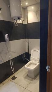 Ένα μπάνιο στο Eve Service apartment