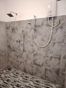 Ένα μπάνιο στο Le riya udawalawa safari villa