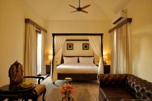 Surpura Bagh - A Luxury Boutique Resort客房内的一张或多张床位