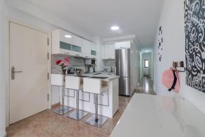 Η κουζίνα ή μικρή κουζίνα στο Elsa Apartment +23 φωτογραφίες