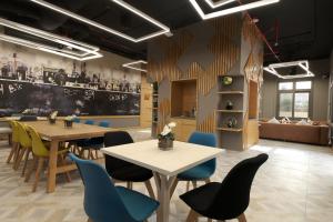 พื้นที่นั่งเล่นของ Le Mirage Downtown