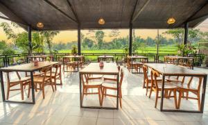 Restoran atau tempat lain untuk makan di Pondok Tetebatu Cottages and Cafe