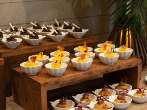 Comida no hotel ou em algum lugar perto