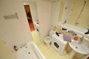Kúpeľňa v ubytovaní Apartment Style on Sobornaya Street + 5 fotografií
