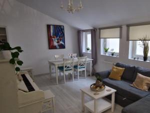 Χώρος καθιστικού στο "Pianist" City Break Apartment