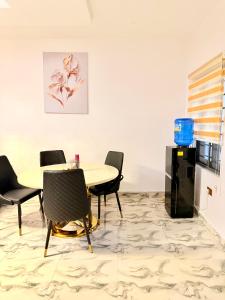Kuchyň nebo kuchyňský kout v ubytování Mercy Apartment