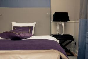 Postel nebo postele na pokoji v ubytování Hotel Elba am Kurfürstendamm - Design Chambers