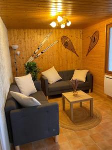 Posedenie v ubytovaní Chalet- Capacité 8/10 pers au cœur de la station