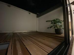Gambar di galeri bagi Stylish 5-BR Apartment in Medellín's Trendiest Spot, Walk Everywhere! di Medellín