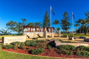 Zahrada ubytování Emu Park Beach Resort