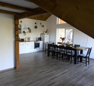 Kuchyň nebo kuchyňský kout v ubytování Cabana Tudor