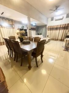 Χώρος καθιστικού στο Hannah Homestay Ipoh