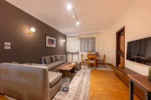 Posezení v ubytování 1842 - 2br Serviced Apartment - Central