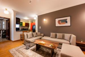 TV a/nebo společenská místnost v ubytování 1842 - 2br Serviced Apartment - Central