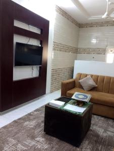 Фотография из галереи فنون راحتي للشقق المخدومة в городе Umm al Khashab
