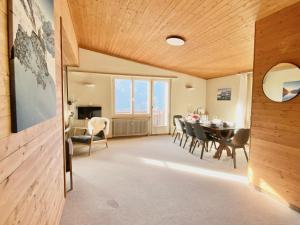 Jungfraujoch, Chalet Ski In&Out, Wengen, Valley view的休息区