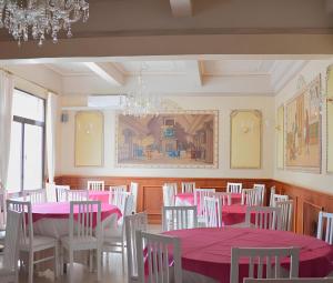 Restaurace v ubytování Nouvel Hotel Des Bains