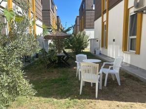 Zahrada ubytování Detached Villa In A Seafront Boutıque Complex In Dikili