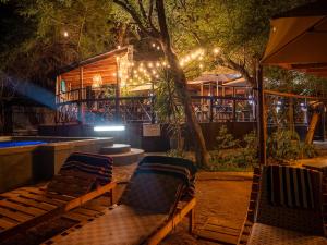 Πισίνα στο ή κοντά στο Kruger Maroela Lodge