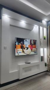 TV a/nebo společenská místnost v ubytování Luxury home