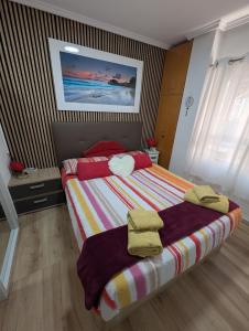 Posteľ alebo postele v izbe v ubytovaní Alicante Postiguet Studios