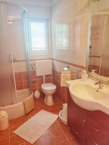 Gallery image of Apartments Vesna in Lastovo +18 photos