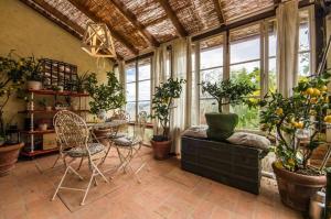 Χώρος καθιστικού στο CHARM VILLA Tuscany