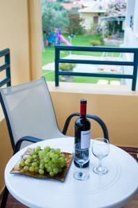 Foto dalla galleria di Lycasti Maisonettes a Tavronitis