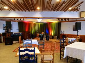 Posezení v ubytování Hotel Wolfe Island + 37 fotografií