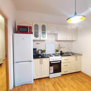 Nhà bếp/bếp nhỏ tại EmmaApart Comfort 5