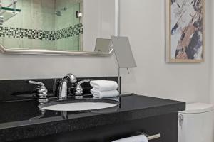 Foto San Franciscos asuva majutusasutuse Deluxe Union Square Suites galeriist