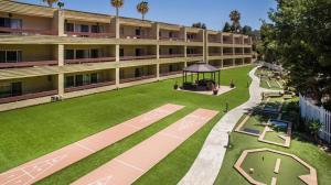 an overhead view of a building with a gazebo in the yard at San Clemente Inn in San Clemente