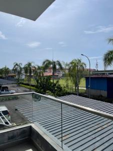 Fotografie z fotogalerie ubytování AY3 Home with swimming pool access v destinaci Lahad Datu