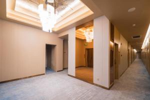 Foto dalla galleria di Dequan Luxury Hotel Bird's Nest BranchCoffee, fruits, snacks, a gym and a laundry room are provided for free in the lobby a Pechino