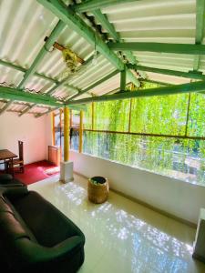 Posezení v ubytování Sheran Safari House